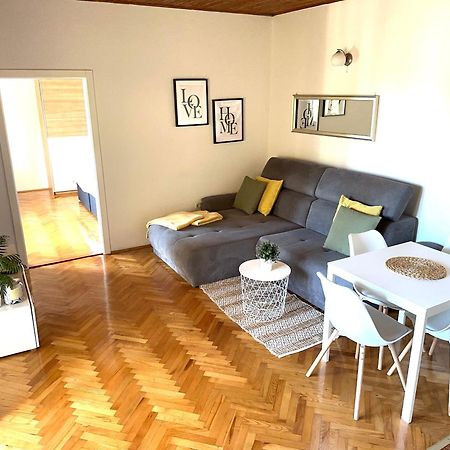 סנג' Apartment Marino מראה חיצוני תמונה